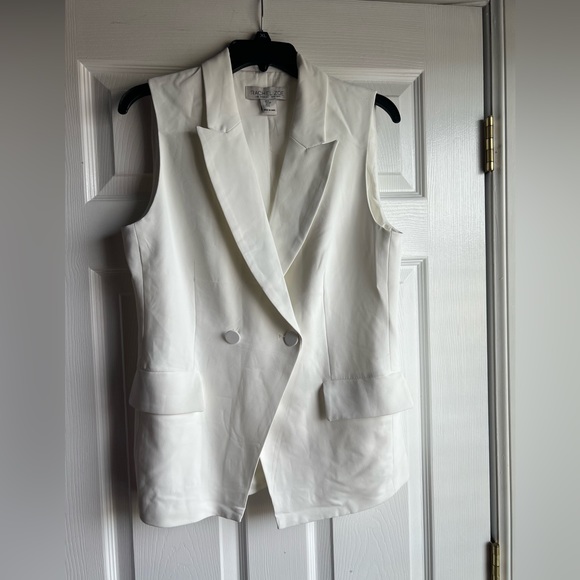 Rachel Zoe Blazer Vest light Ivory sz Small NWOT. - Picture 1 of 9